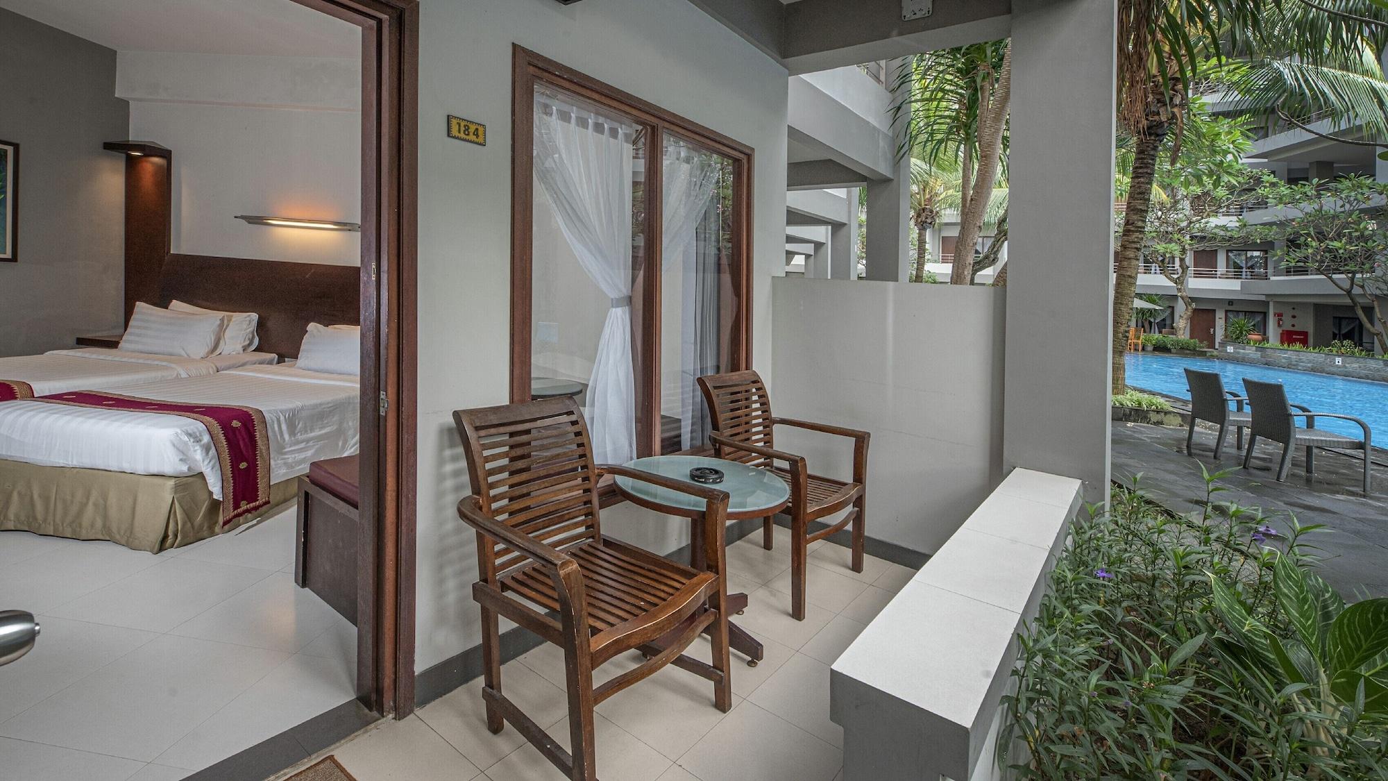 Lombok Garden Hotel Матарам Экстерьер фото